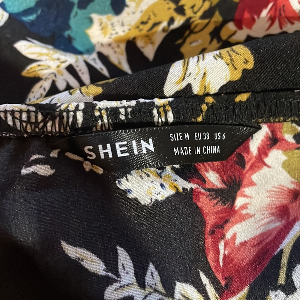 Strapless - Picture 3 of 3